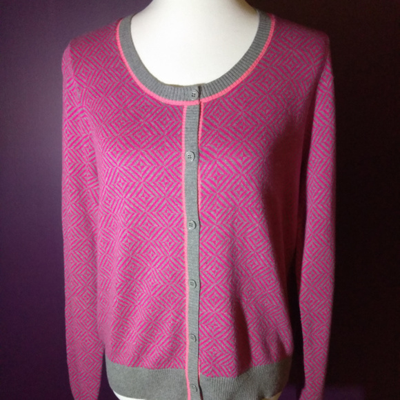 Sooo Pretty cabi fall 2015 Meg Cardigan NWOT ♥ - Picture 7 of 8